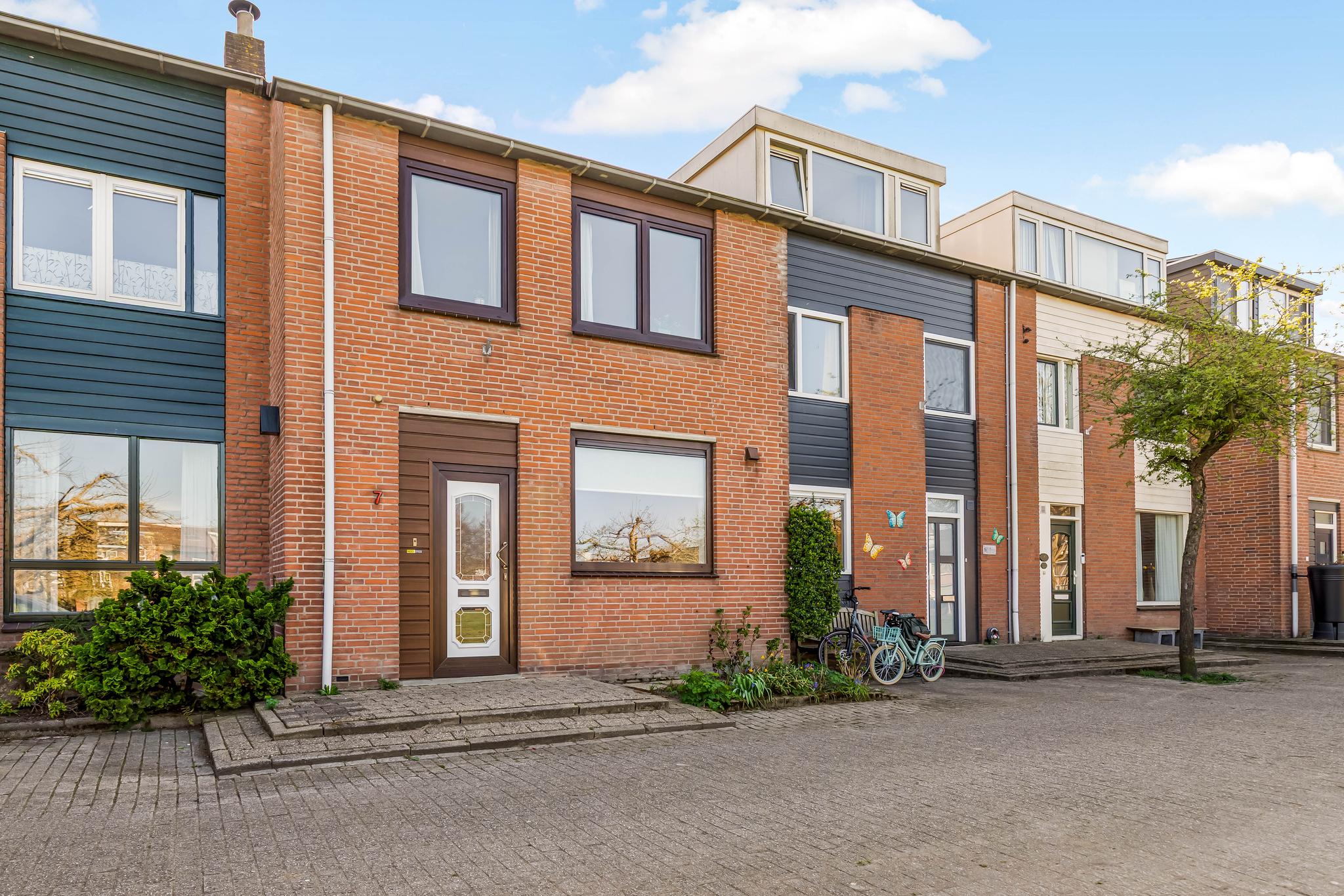 Dovenetelhof 7