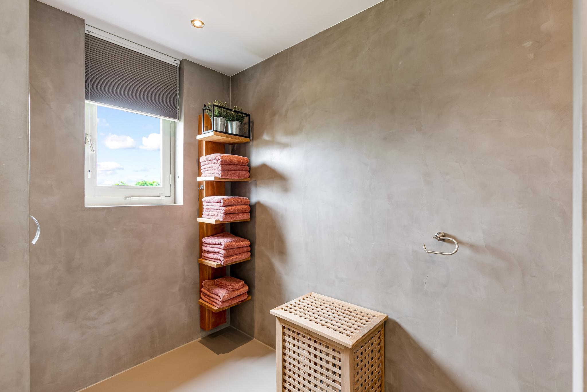 gallery-48